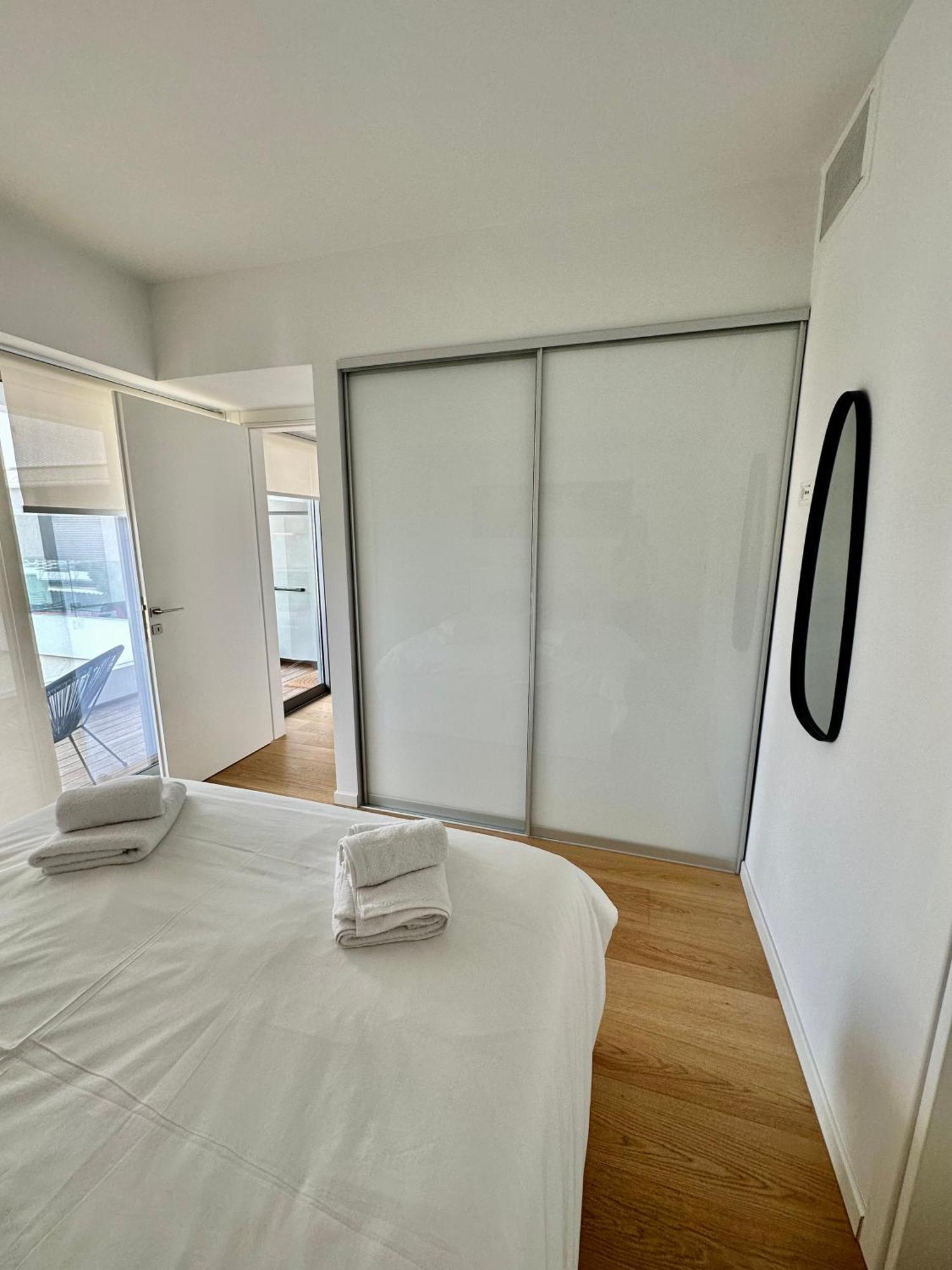 Appartamento Serena At Athens Riviera Vári Esterno foto