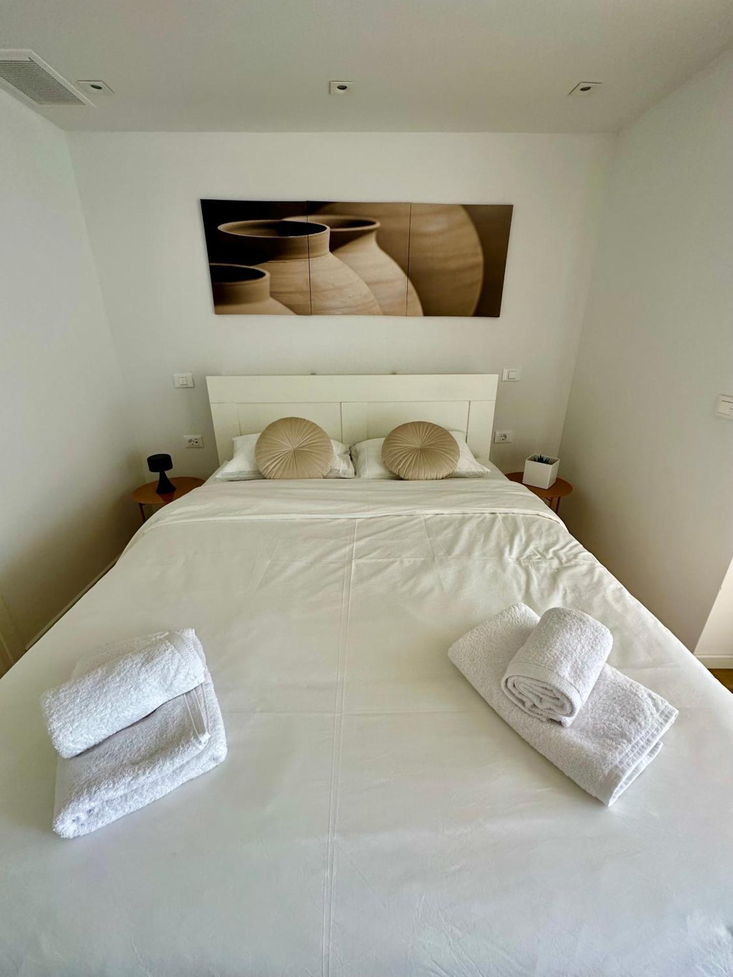 Appartamento Serena At Athens Riviera Vári Esterno foto